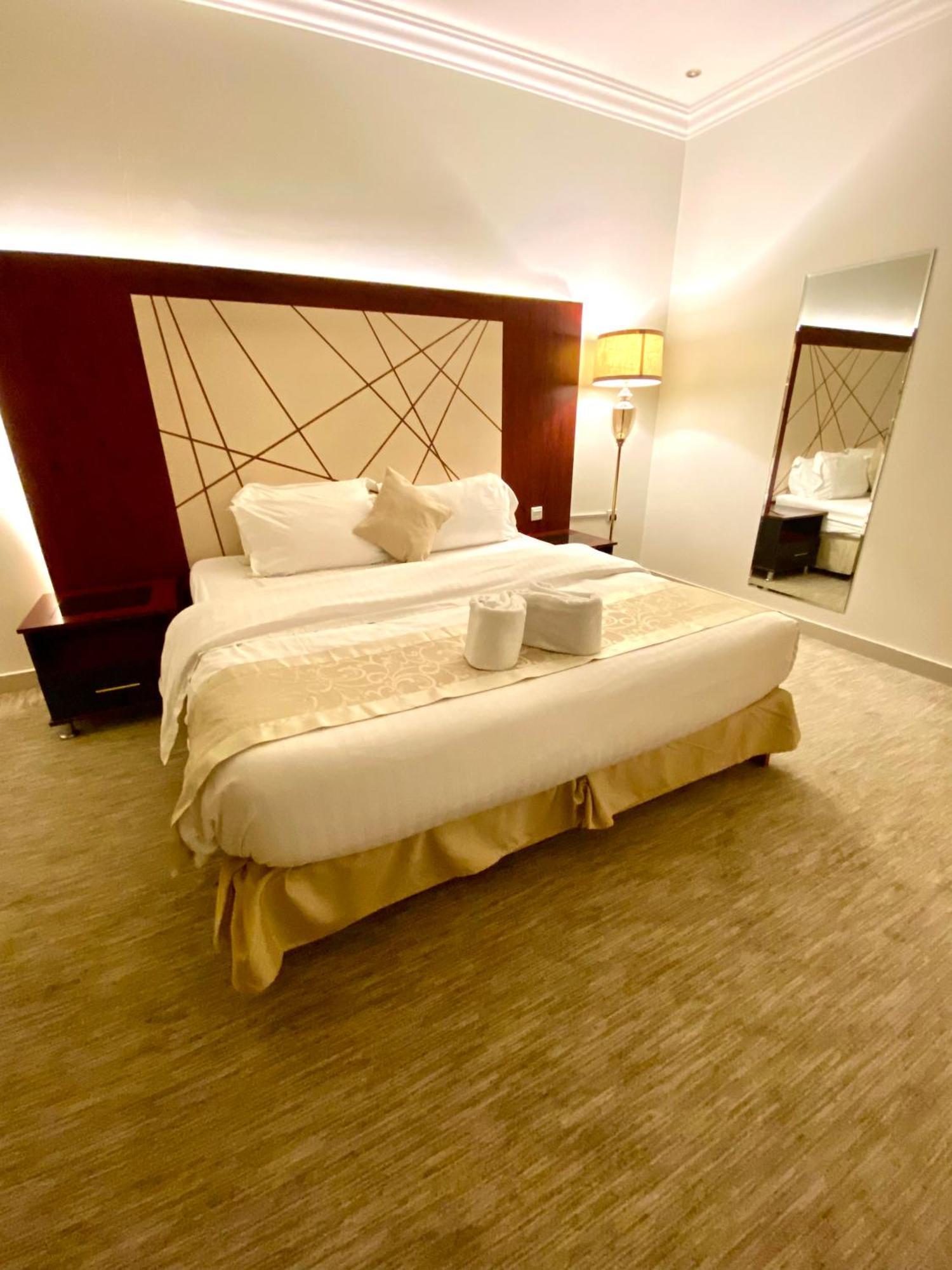 Al Joon Hotel Riyadh Eksteriør billede