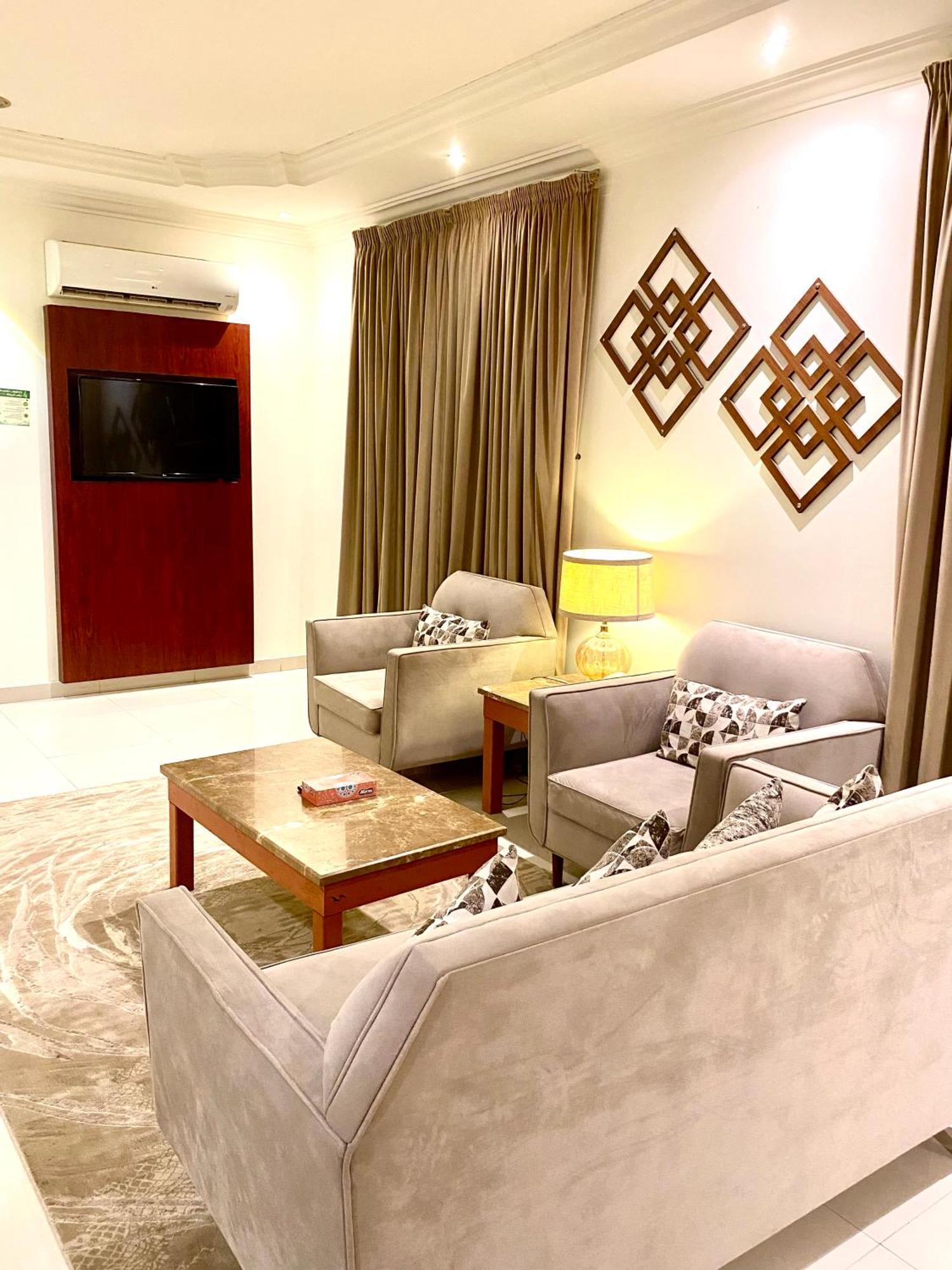 Al Joon Hotel Riyadh Eksteriør billede