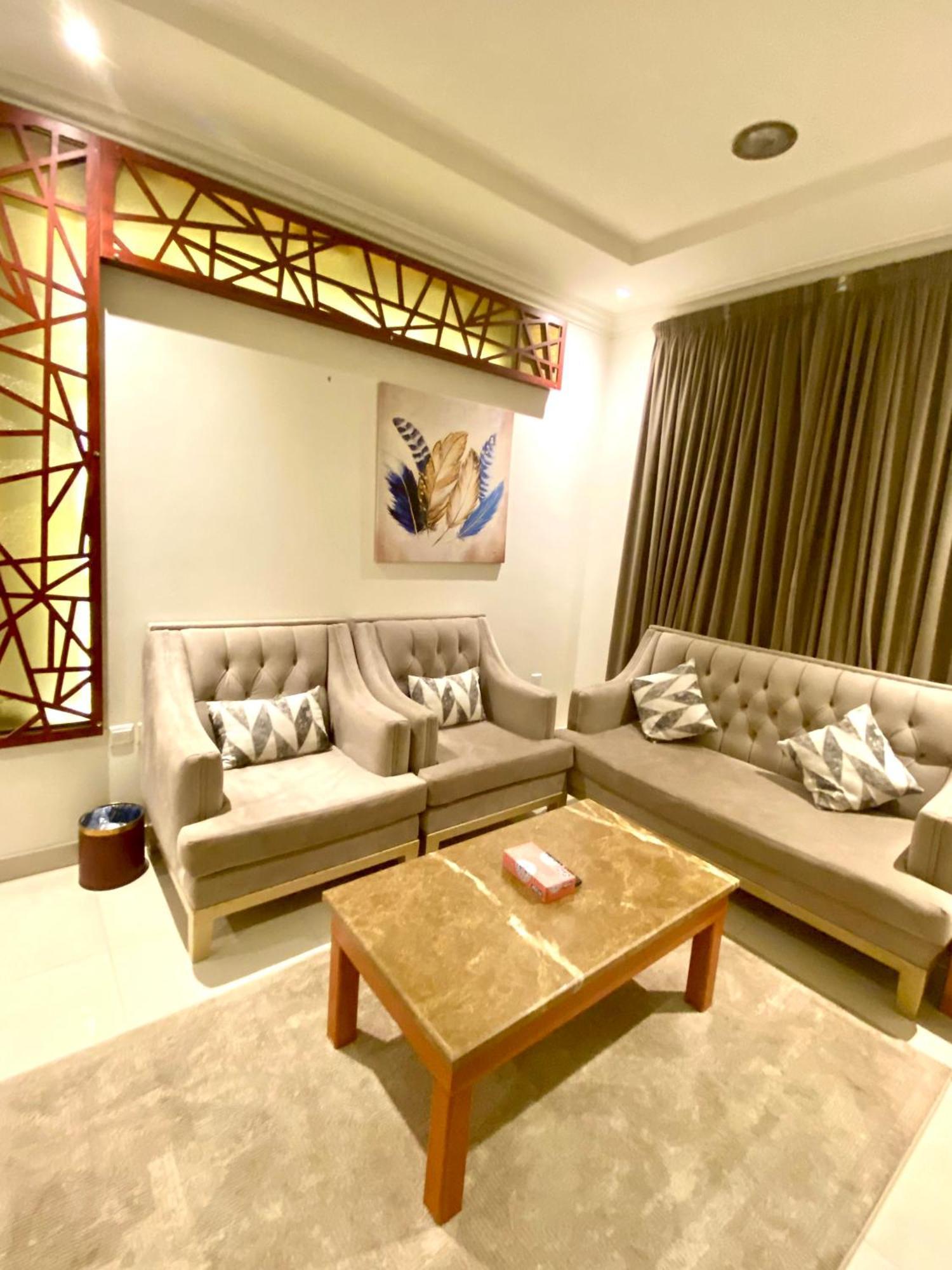 Al Joon Hotel Riyadh Eksteriør billede